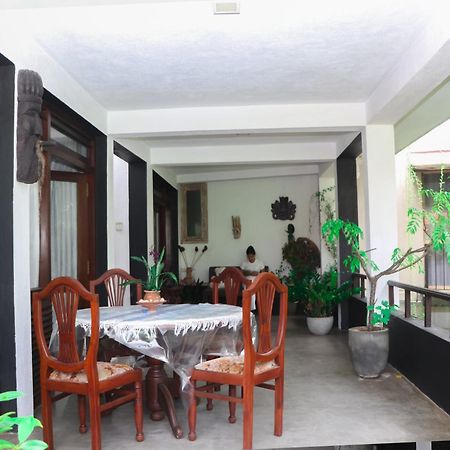 Villa A & A Hikkaduwa Exterior photo