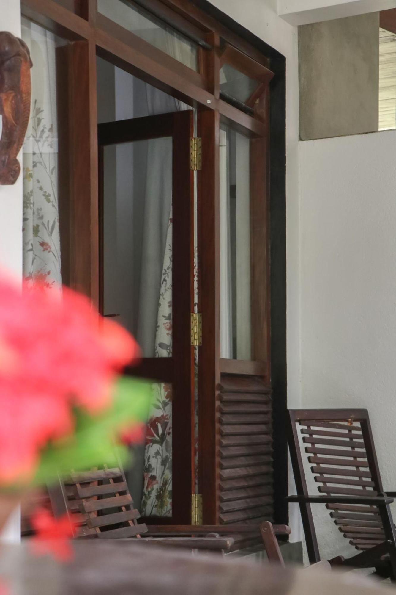Villa A & A Hikkaduwa Exterior photo
